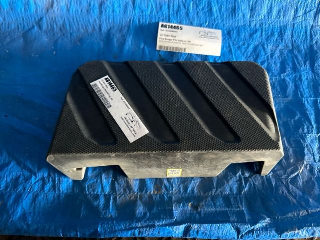 Ford Ranger PX4 2022-on LH Side Step