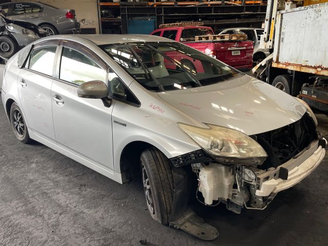 Toyota Prius ZVW30 09-15