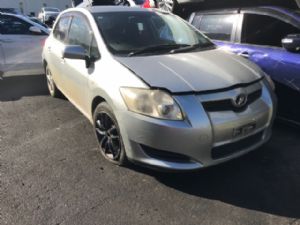 Toyota Auris ZRE152