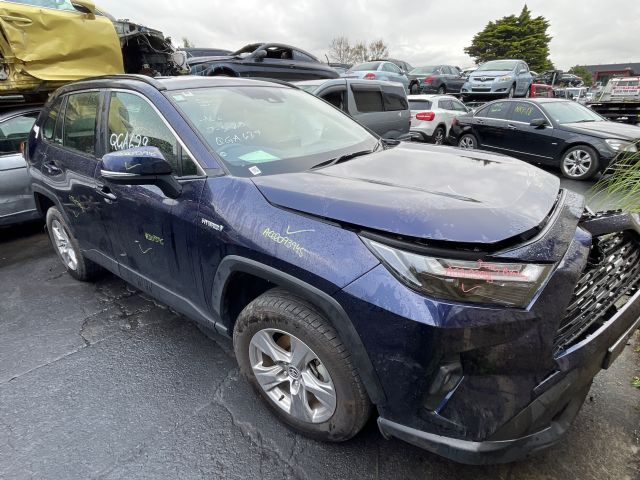Toyota RAV4 AXA50 2017-on