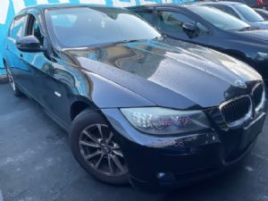BMW 320i G21